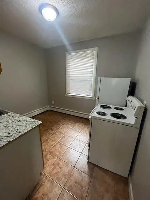 1 bed, 600 sqft, $1,150 — Photo 2