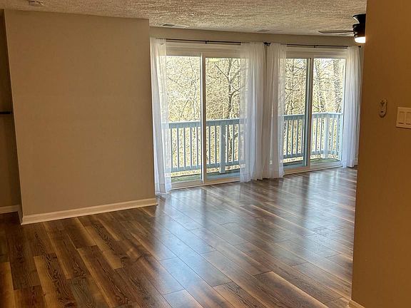 4th image of 115 Kenwood Dr