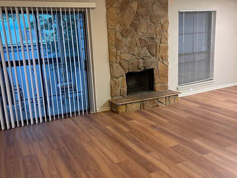 17331 Red Oak Dr #24 — Photo 1