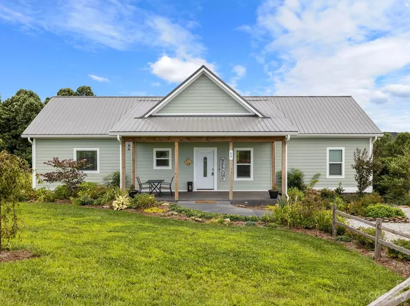 68 Simply Grateful Dr, Hendersonville, NC 28792