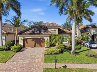 3022 Aviamar Cir, Naples, FL 34114