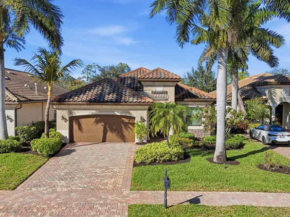 3022 Aviamar Cir, Naples, FL 34114