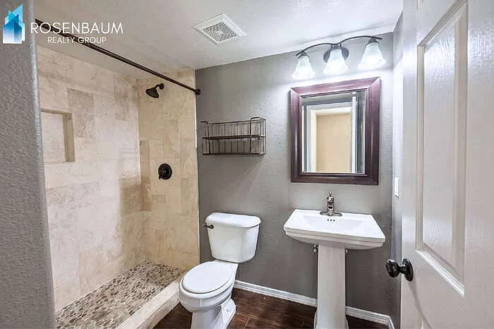 1855 W Mockingbird Dr — Photo 4