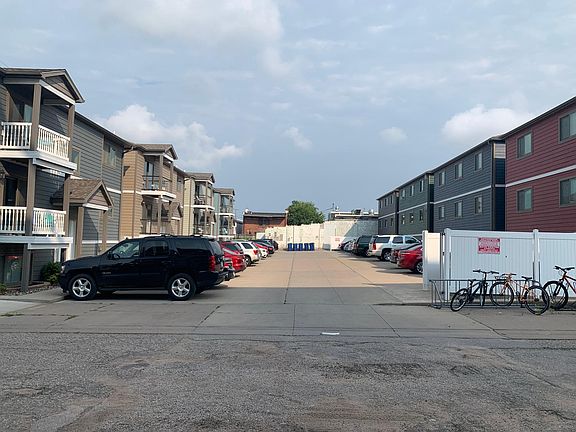 3rd image of 168 W 2nd St #3