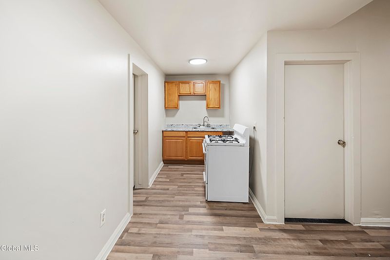 3rd image of 114 Spring Street