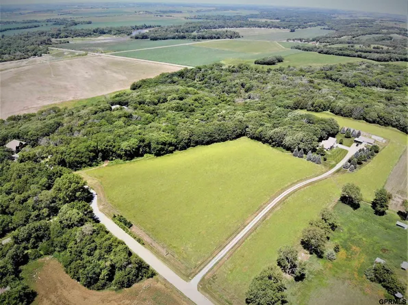 Na Maryland St, Nickerson, NE 68044