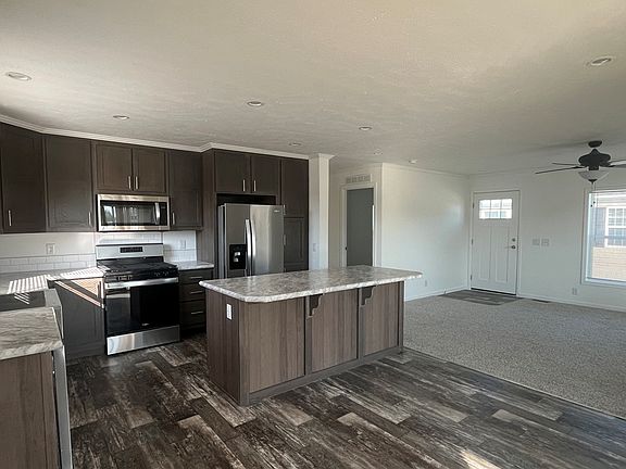 4th image of 24246 Redwood Dr #246