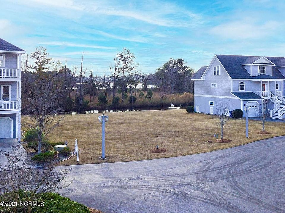 1st image of 130 Riverwalk Ln