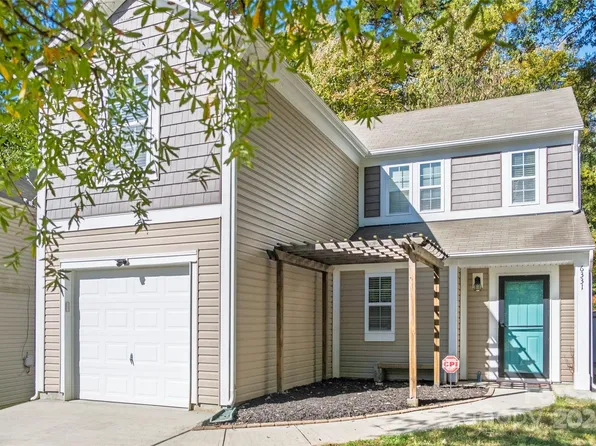 6331 Ganso Ln, Charlotte, NC 28214