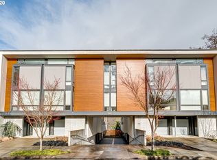 245 SW Meade St APT C3, Portland, OR 97201