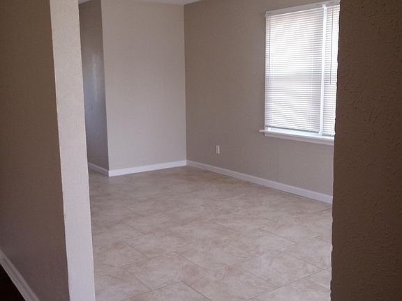3rd image of 400 E 56th St