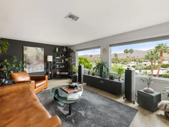 44 Country Club Dr, Palm Desert, CA 92260