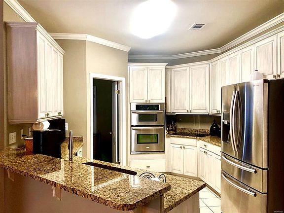 4th image of 6418 Applewood Ct