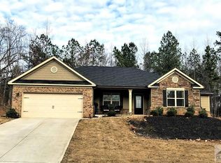 812 Rouse Cir, Hoschton, GA 30548