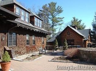 32 Everett St, Beverly, MA 01915
