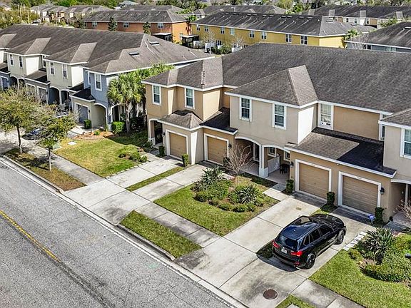 4th image of 7060 Towne Lake Rd