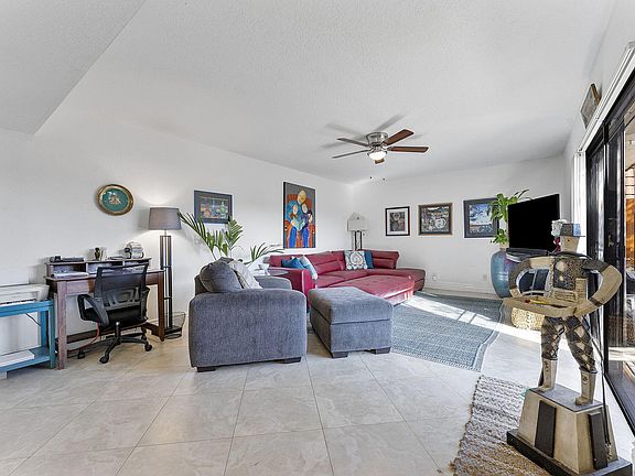 5th image of 1781 San Jose Dr #42-D