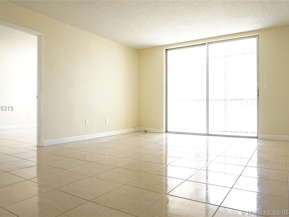 1st image of 16450 Miami Dr APT 205
