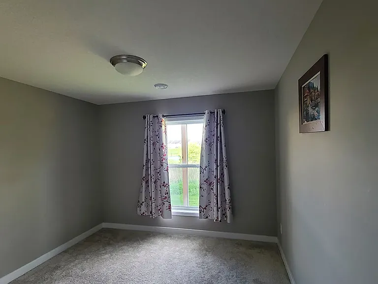 7254 Yellowstone Ct N — Photo 29