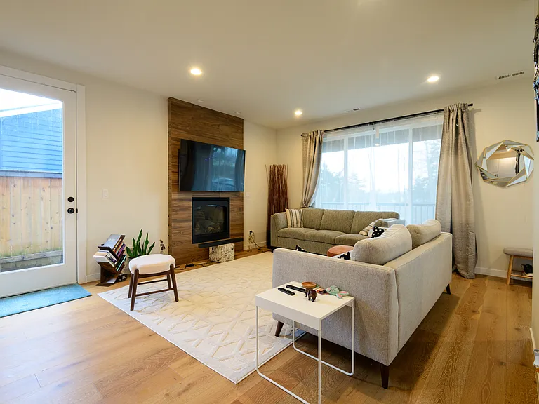 14431 32nd Ln S — Photo 5