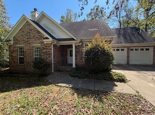 7113 Gap Meadows Dr, Sherwood, AR 72120