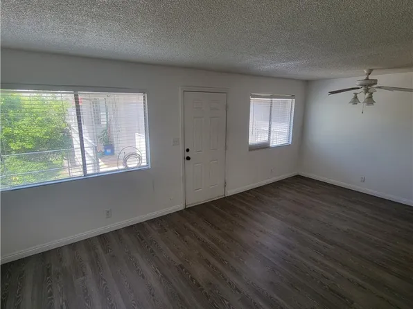 304 Orland St APT 43, Las Vegas, NV 89107
