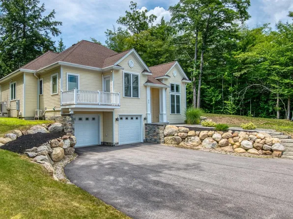 915 Grandview Road, Conway, NH 03818