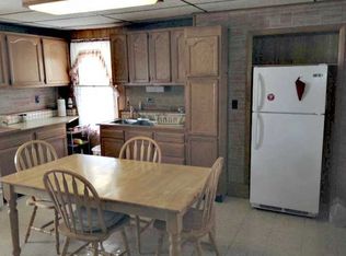 53 Pearl Aly, Monongahela, PA