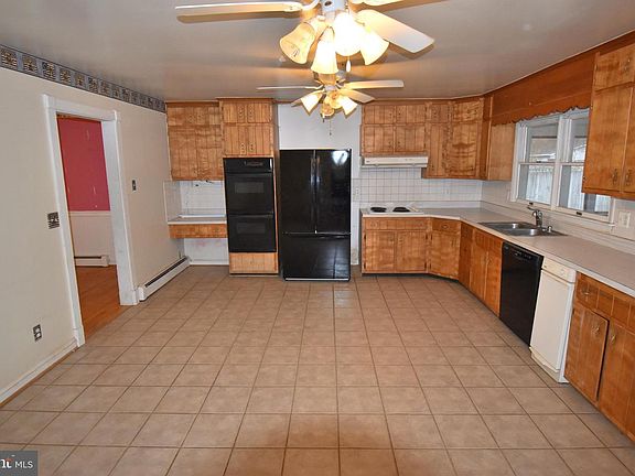 4th image of 3551 Patuxent Rd