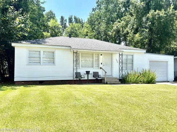 1626 Camellia St, Vidalia, LA 71373