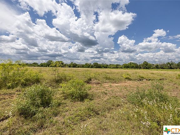 2nd image of 1366 County Road 447