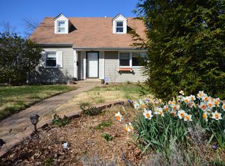 7010 Vanderbilt Dr, Alexandria, VA 22307