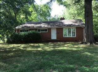 237 Farrell St, Eden, NC 27288