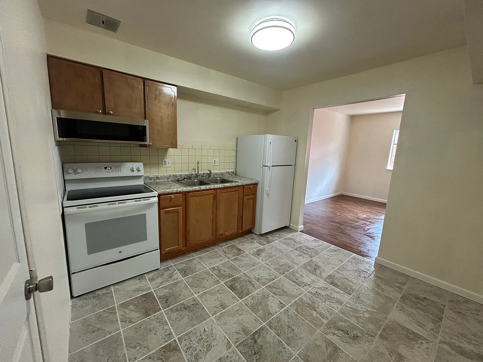 1 bed, 675 sqft, $800 — Photo 4