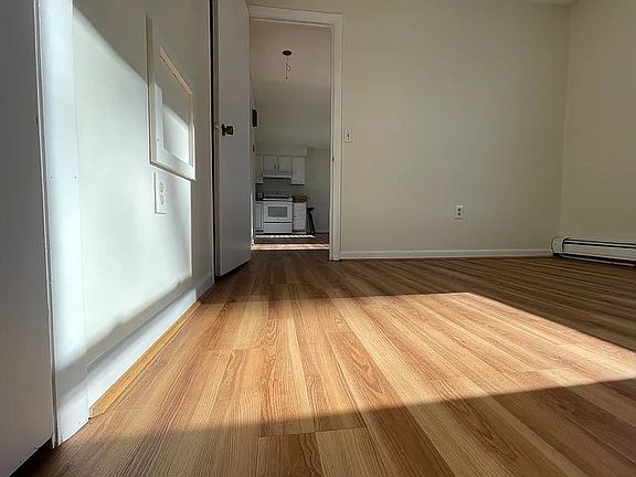 3rd image of 138 Parker St #B