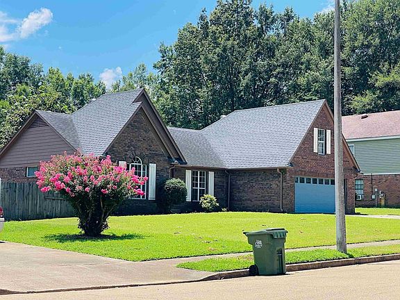 2nd image of 4723 Cedar Hills Dr