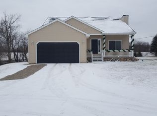 3513 N Baldwin Rd, Ortonville, MI 48462