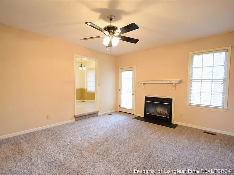 1328 Butterwood Cir — Photo 7
