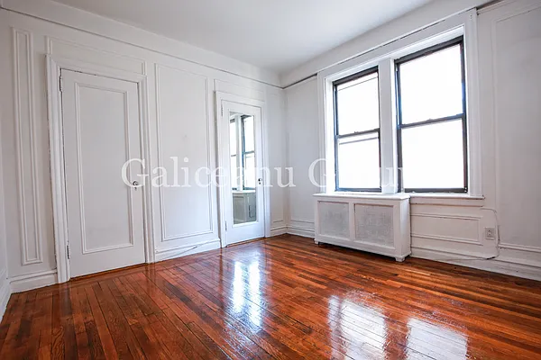 Rented by Lexington Real Estate Group | media 12