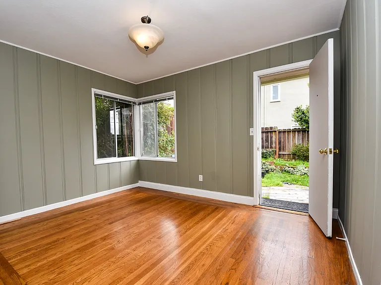 4232 Laguna Ave — Photo 16