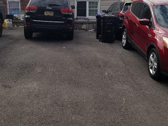 4th image of 311 E Moore St