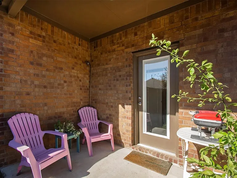 2348 Opaline Dr — Photo 20