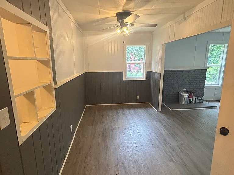 6442 Lakeview Dr — Photo 5