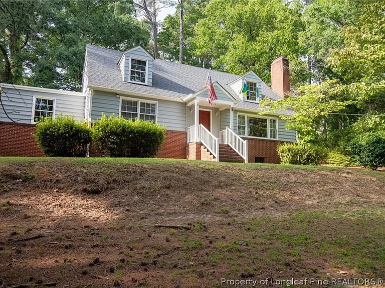 2718 Morganton Rd — Photo 1