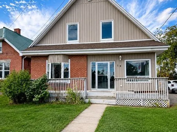 18 Lindsay St, Kawartha Lakes, ON K0M 1N0