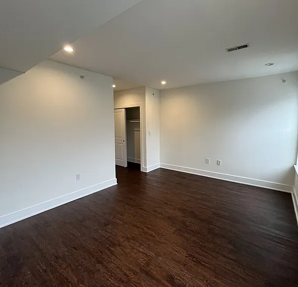 1219 N 5th St #2 — Photo 12