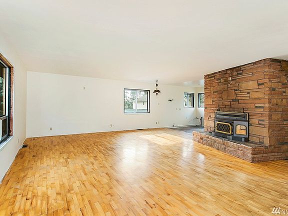 2nd image of 14708 40th Ave W