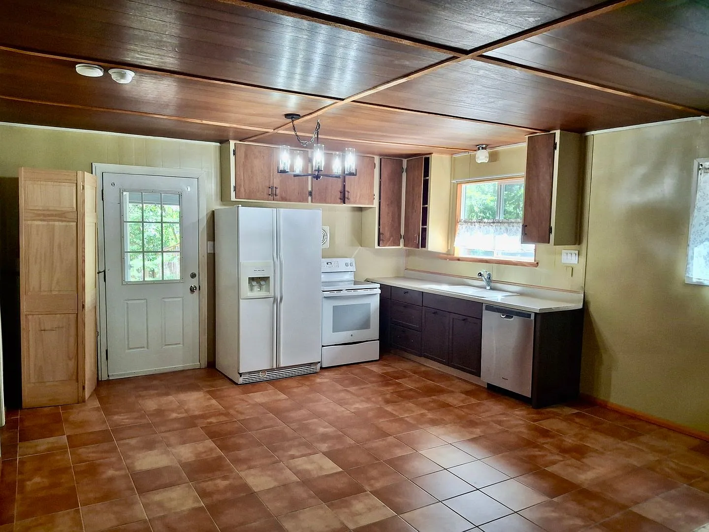 Meadow Vista Home — Photo 3