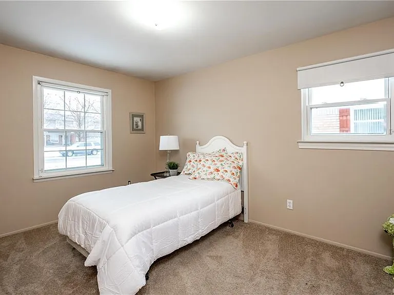 15236 Willowbrook Ln — Photo 33