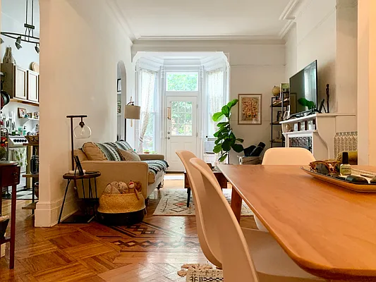 Rented by Garfield Realty  | media 36